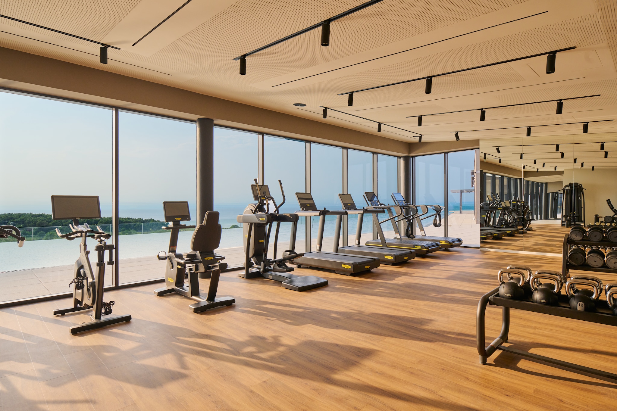 Petram Resort and Residences - Secret Offer - Premium Family Apartment App 90-103 m² - Park facilities