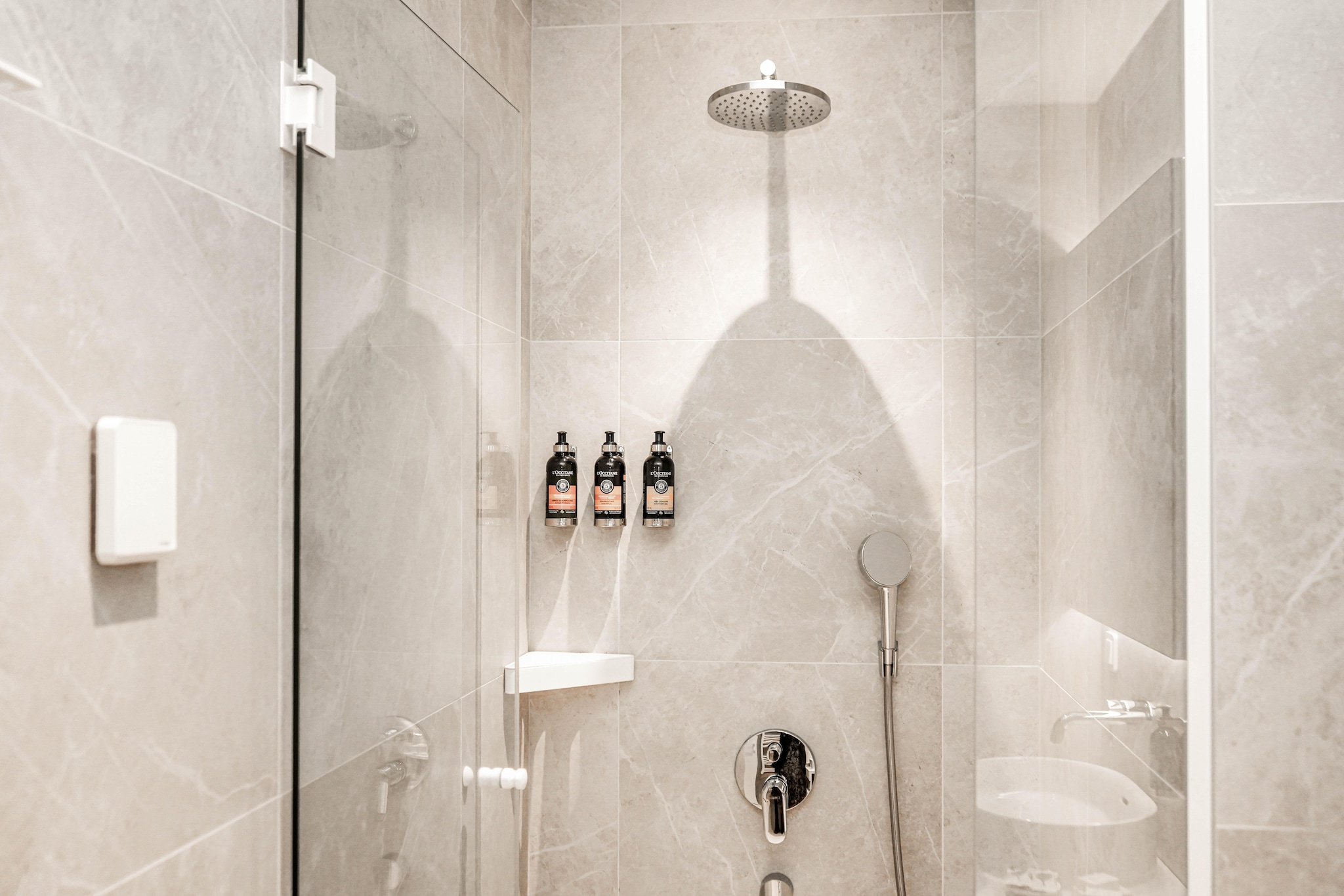 Petram Resort and Residences - Secret Offer - Premium Family Apartment App 90-103 m² - Bathroom