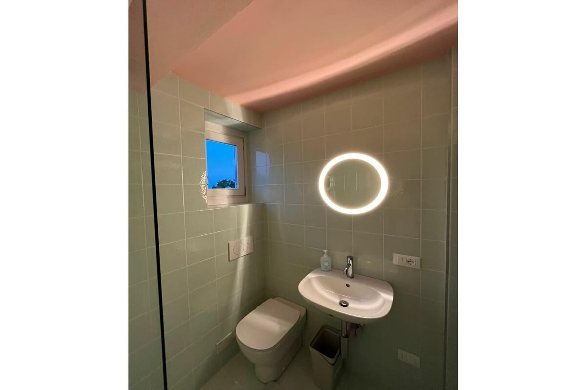 468415 - Badkamer