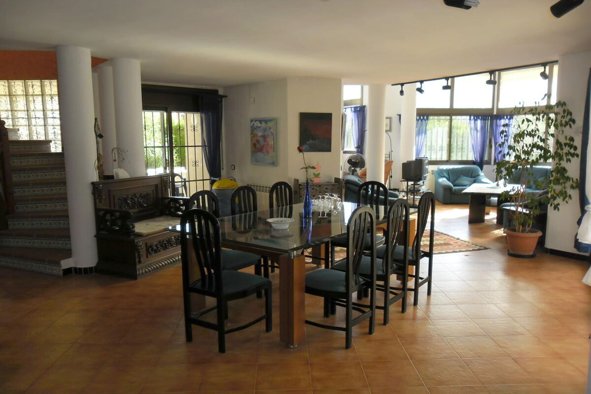 50006 - Dining room