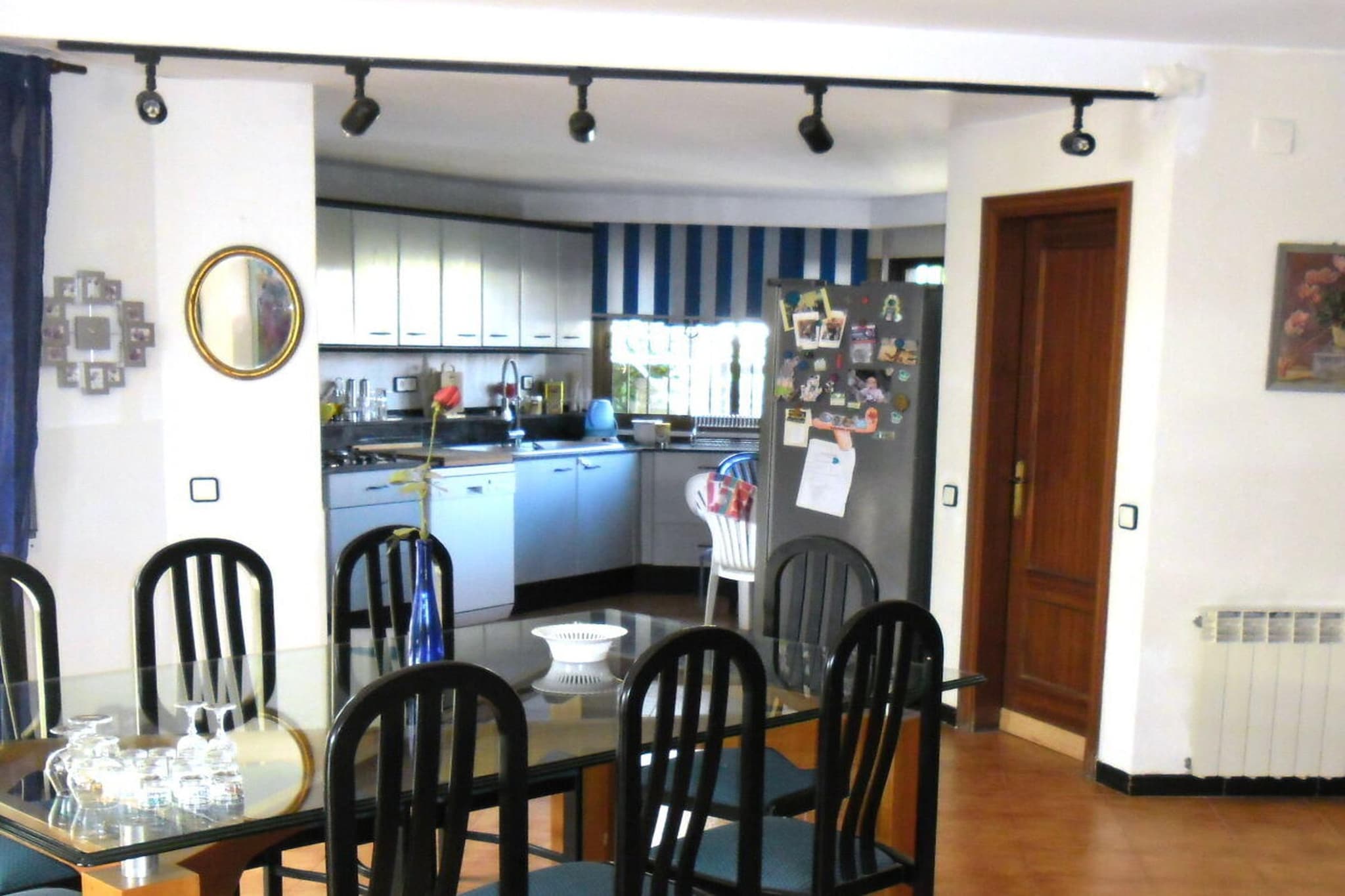 50006 - Dining room