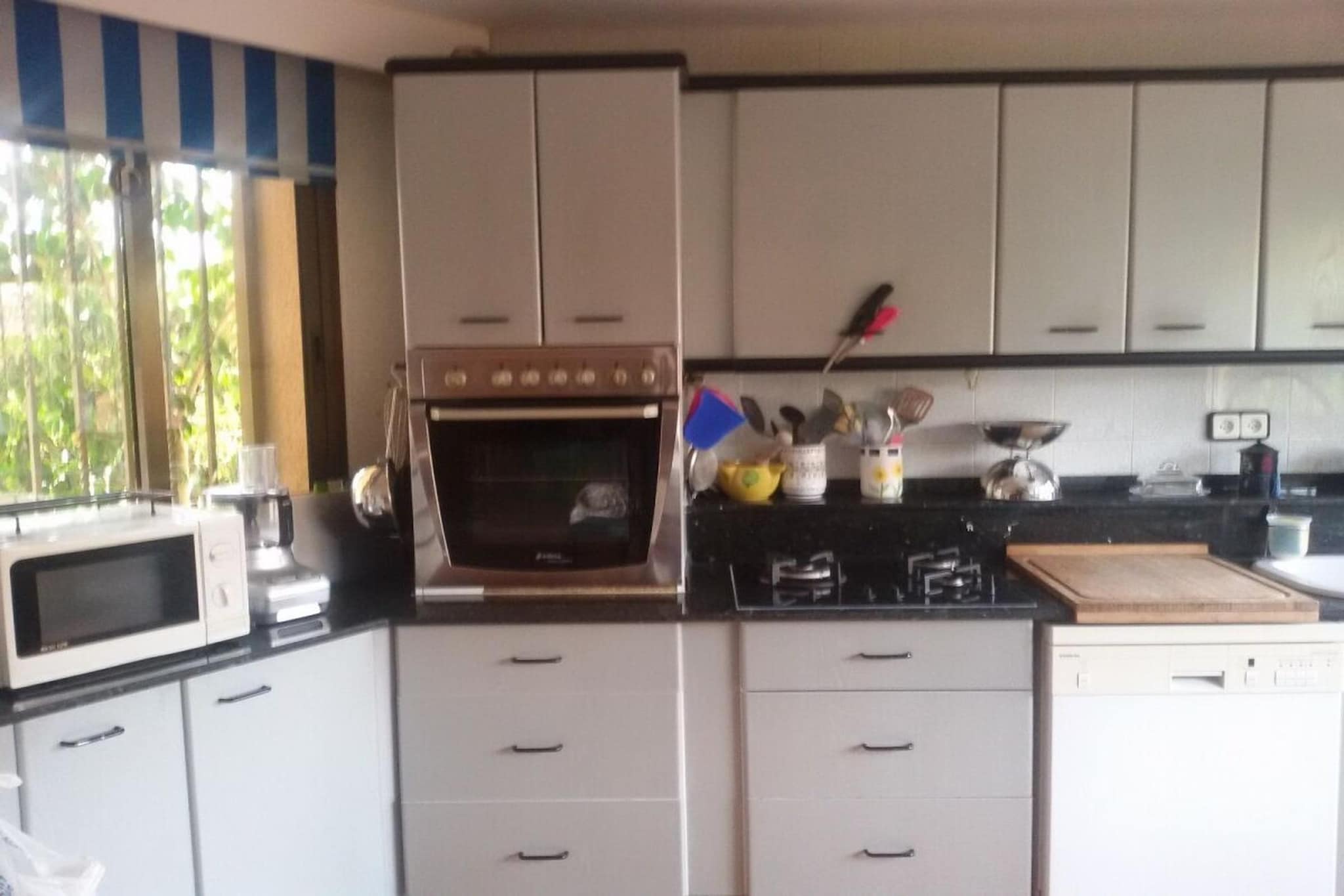 50006 - Kitchen