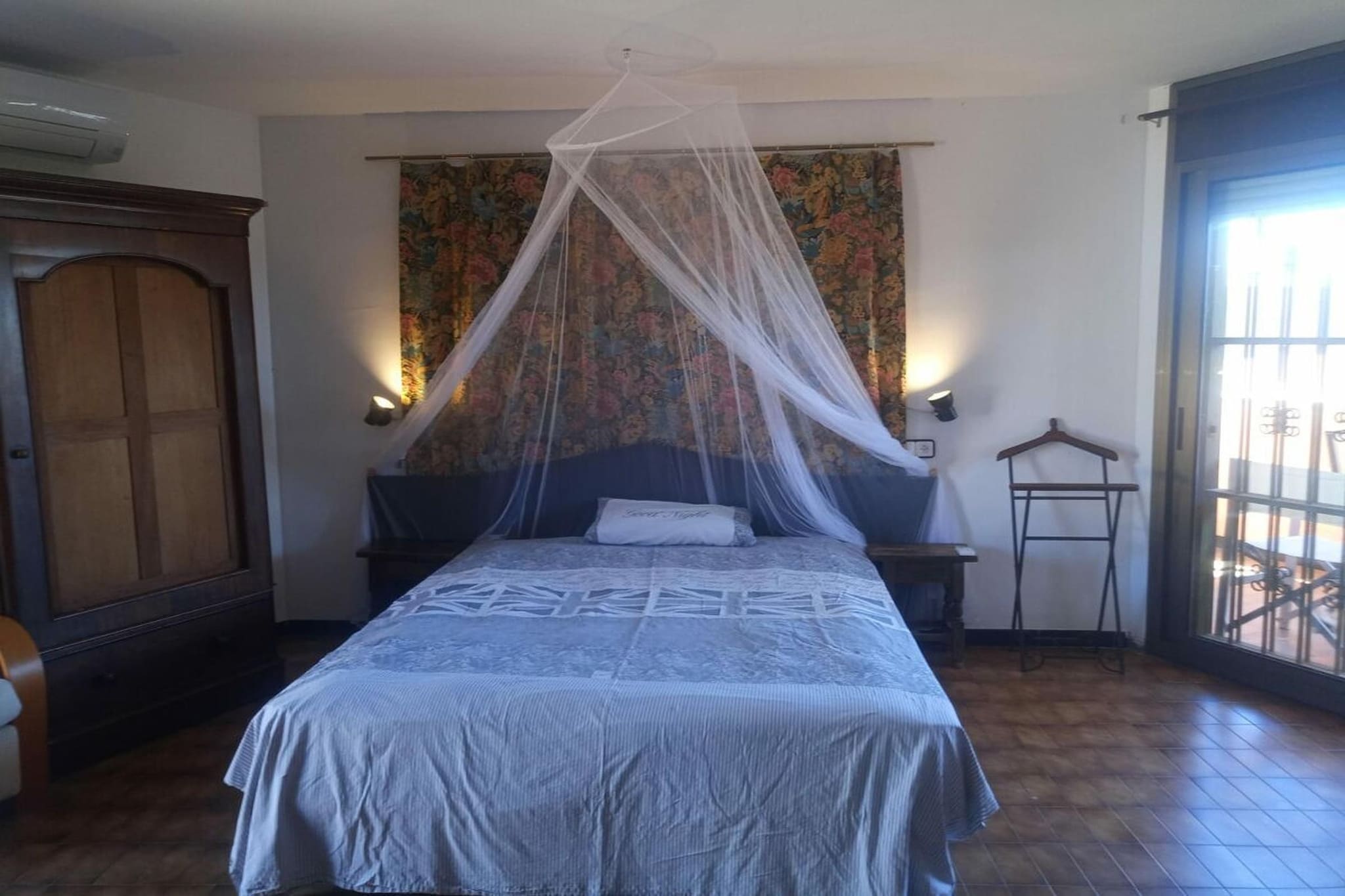 50006 - Bedroom