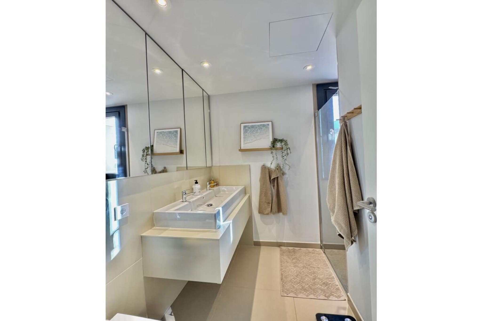 744203 - Badkamer