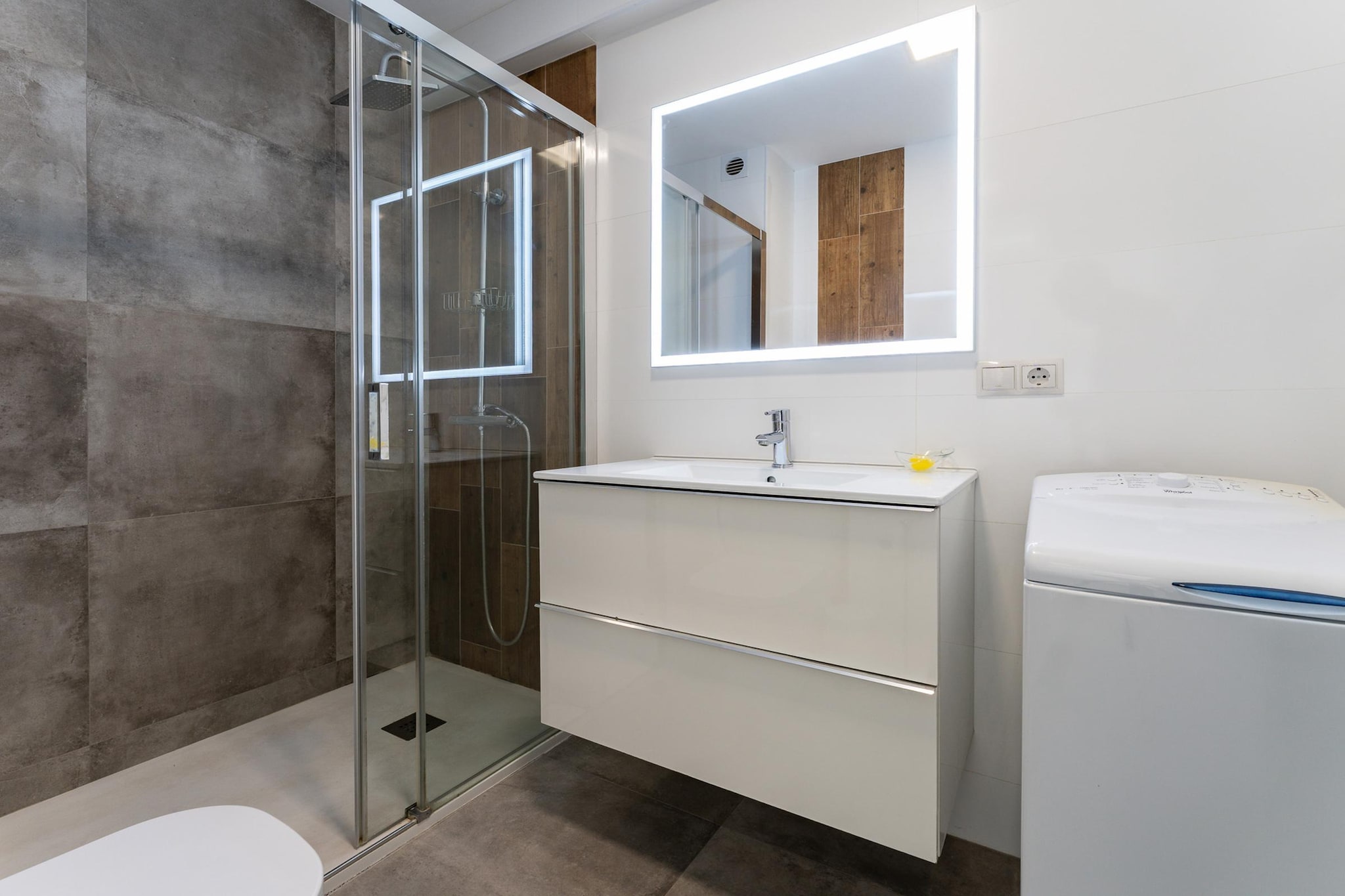 CT 405 - Faro's Torremolinos Sea Views Studio - Badkamer