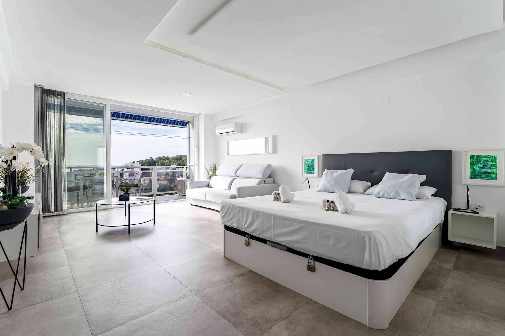 CT 405 - Faro's Torremolinos Sea Views Studio