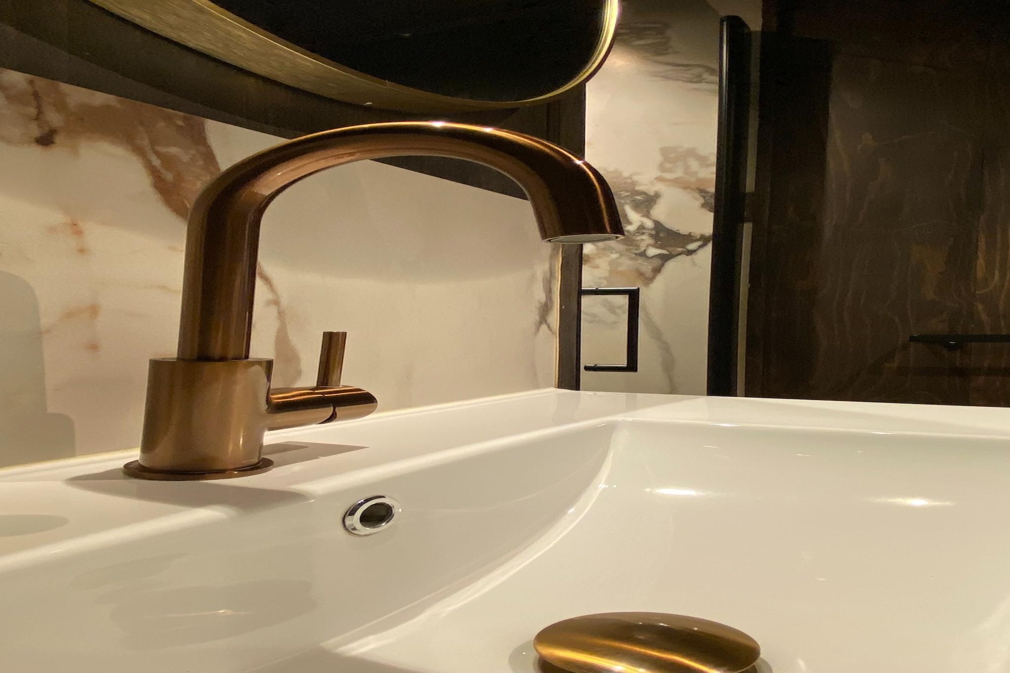 6-Persons Dunelodge with Charging Point - Badezimmer