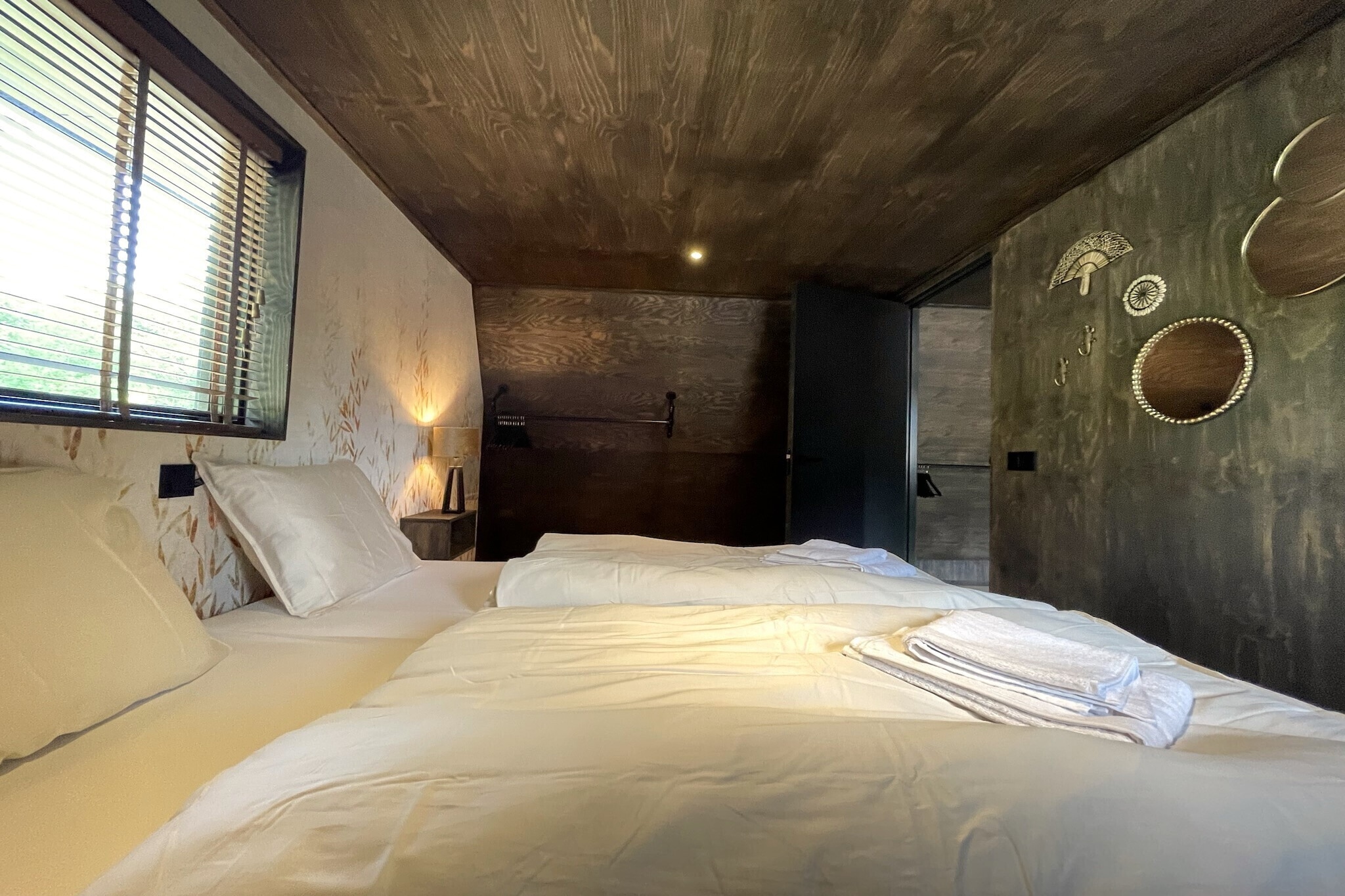 6-person Duinlodge Bosrand with Charging Station - Schlafzimmer
