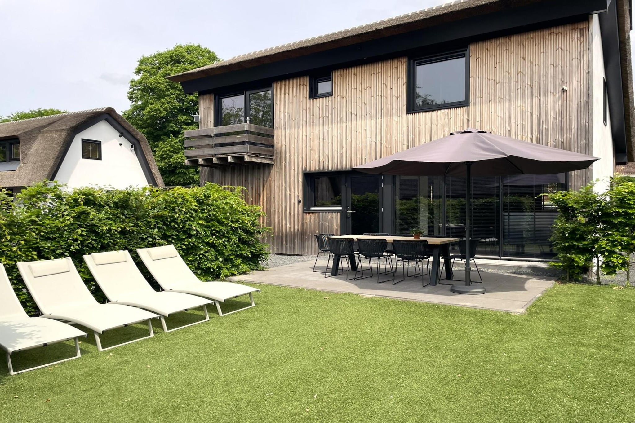 8-Person Villa - Exterior in summer