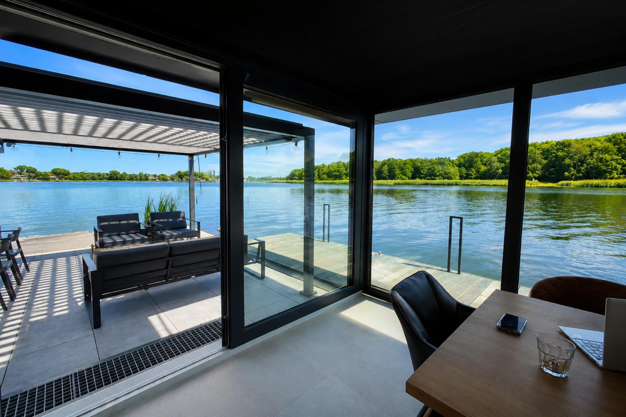Szczerbata pirania dla 5 osób - Terrasbalkon