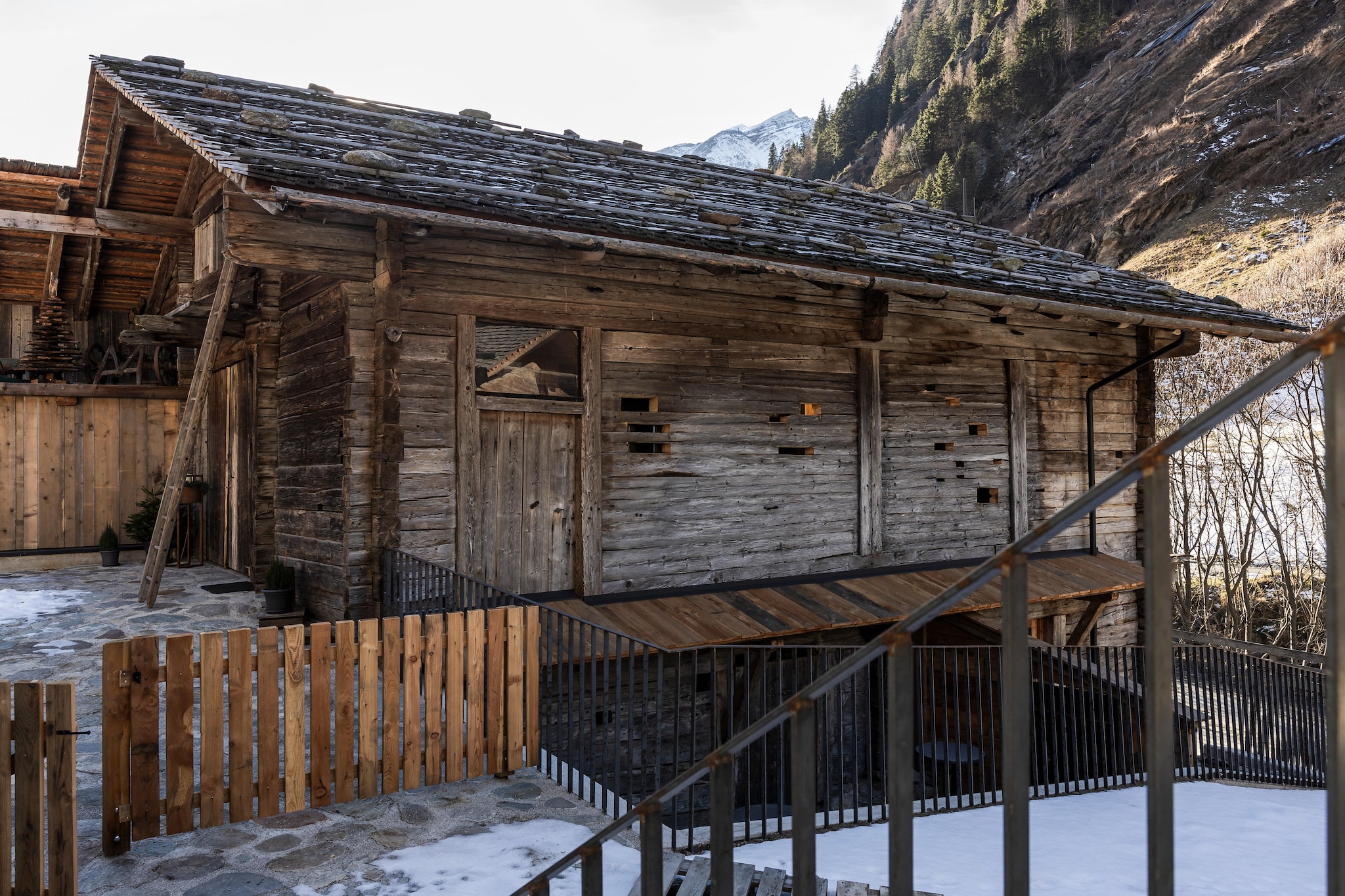 Futterhaus - View in winter