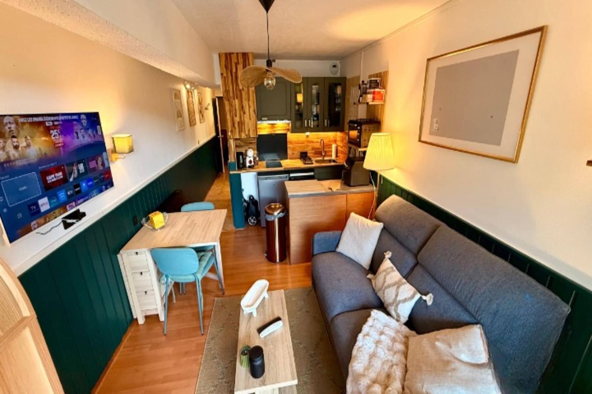 L'Oise 18 Le Mont Dore 2/4 pers - Woonkamer