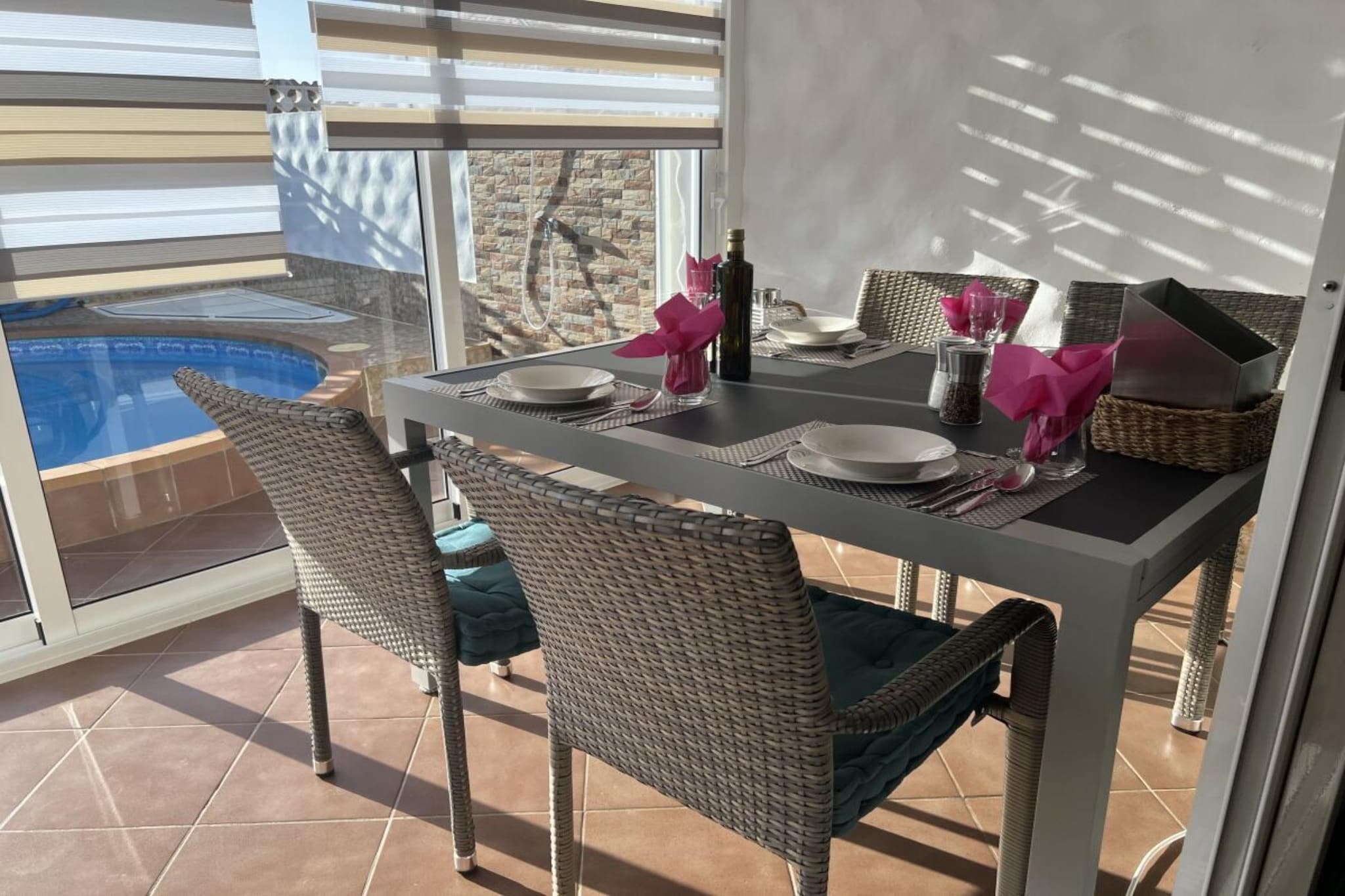 426311 - Terrace balcony