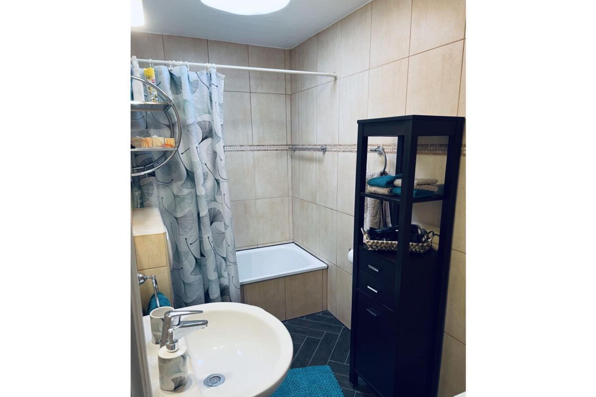 426311 - Bathroom
