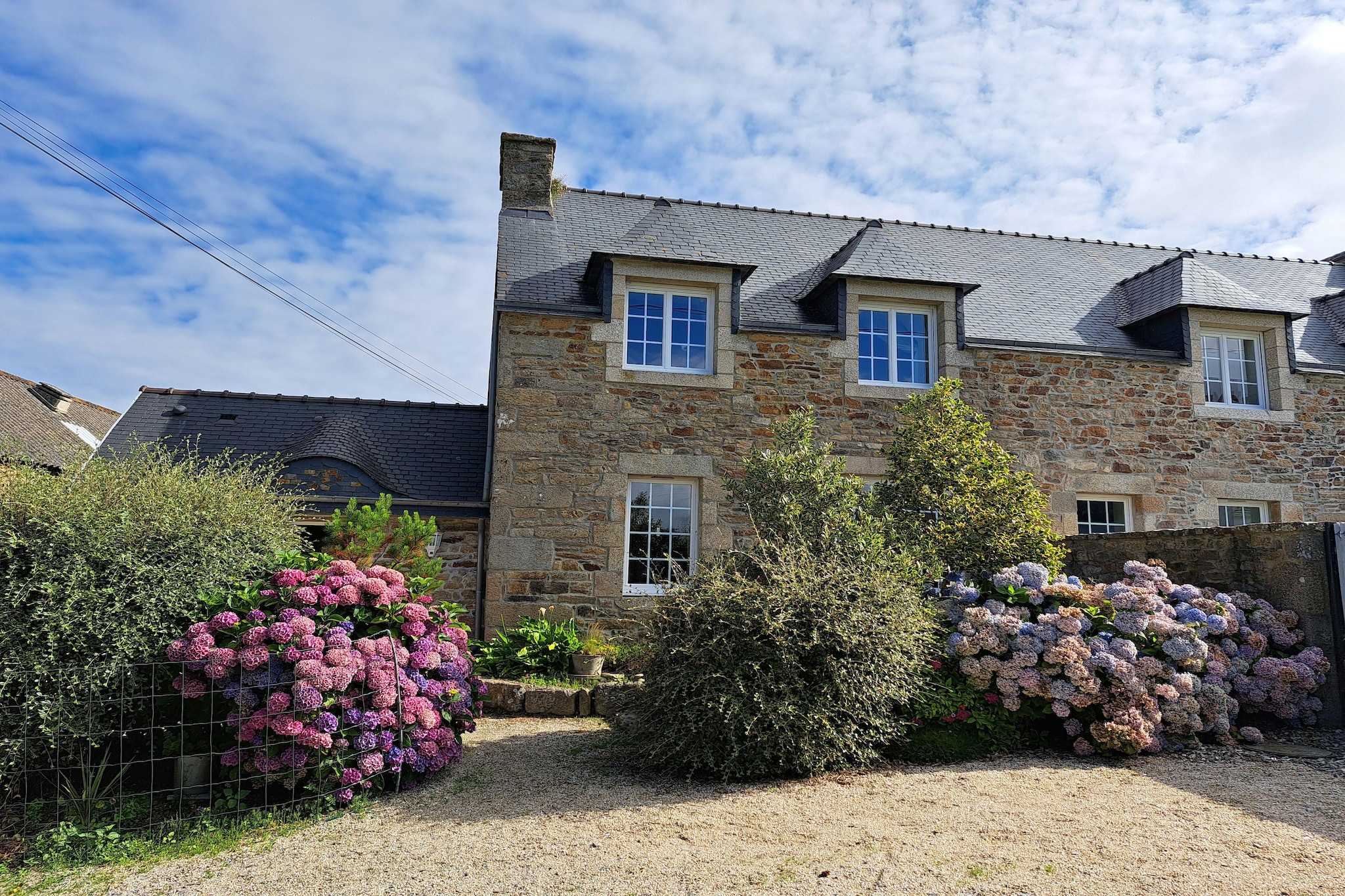 Maison de vacances près de la mer - Buitenkant zomer