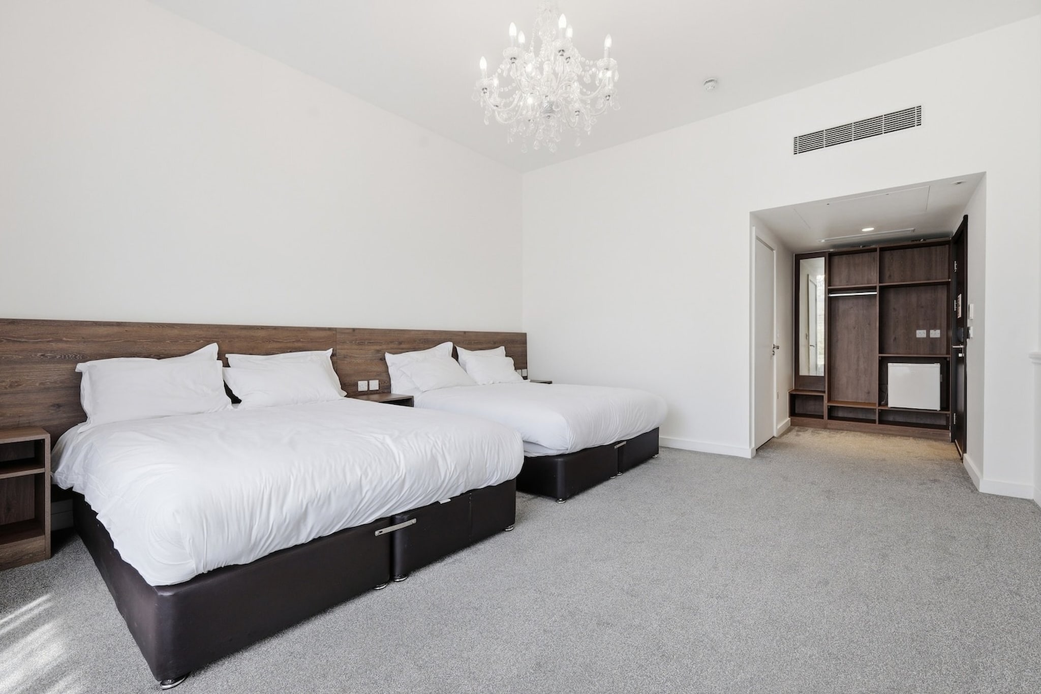 Standard Quad Room - Slaapkamer