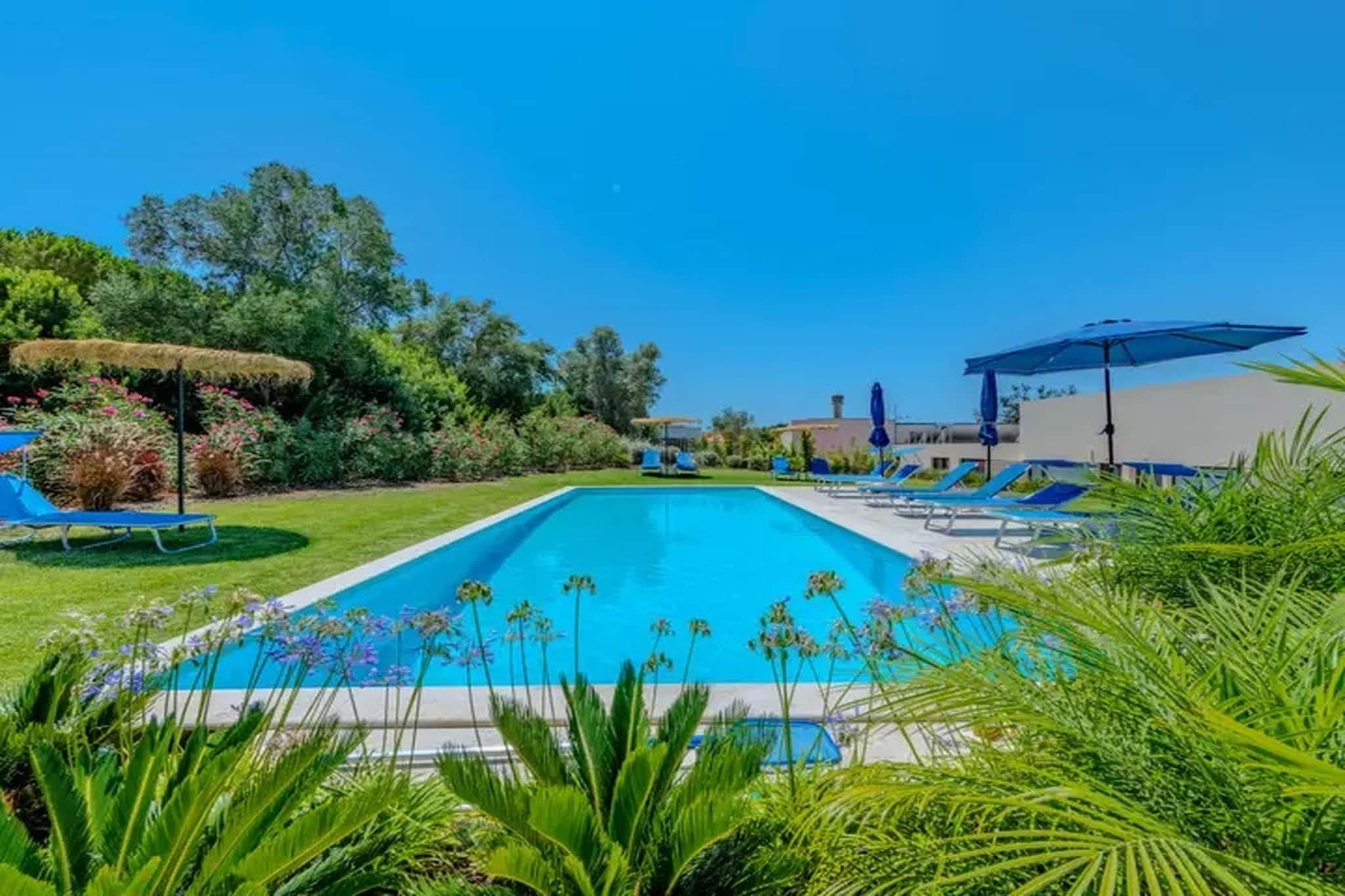 Suite Lapis Azul - Piscine