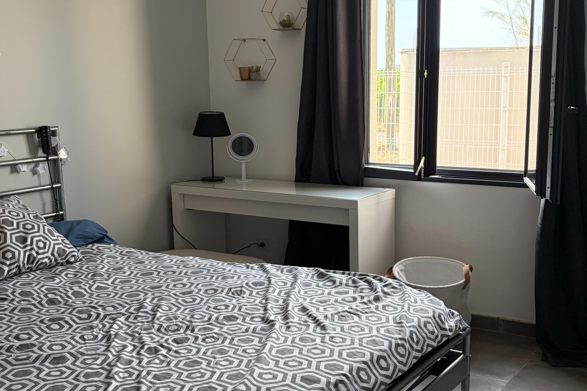 Sorgue 9 - Schlafzimmer