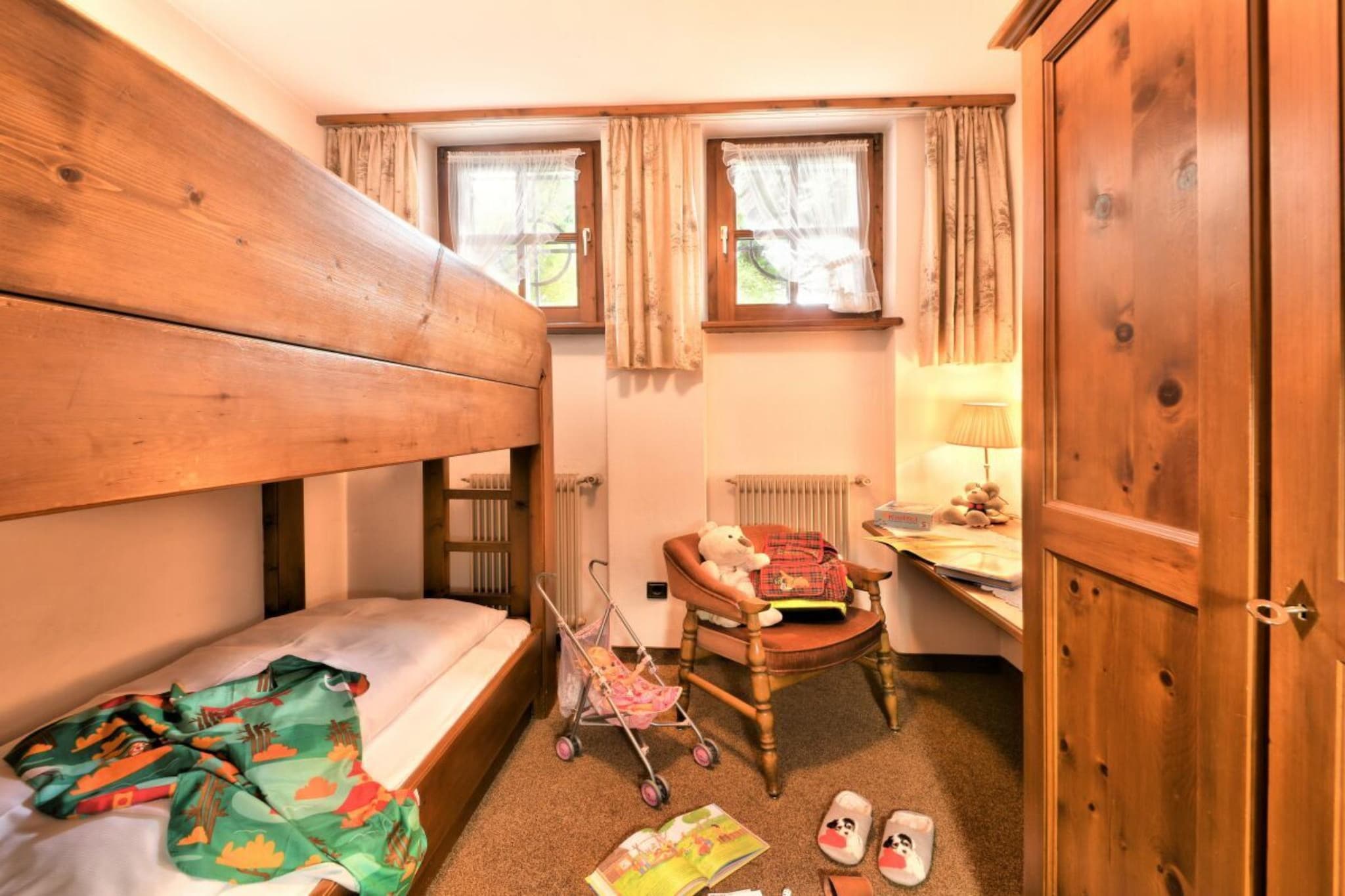 322271 - Schlafzimmer