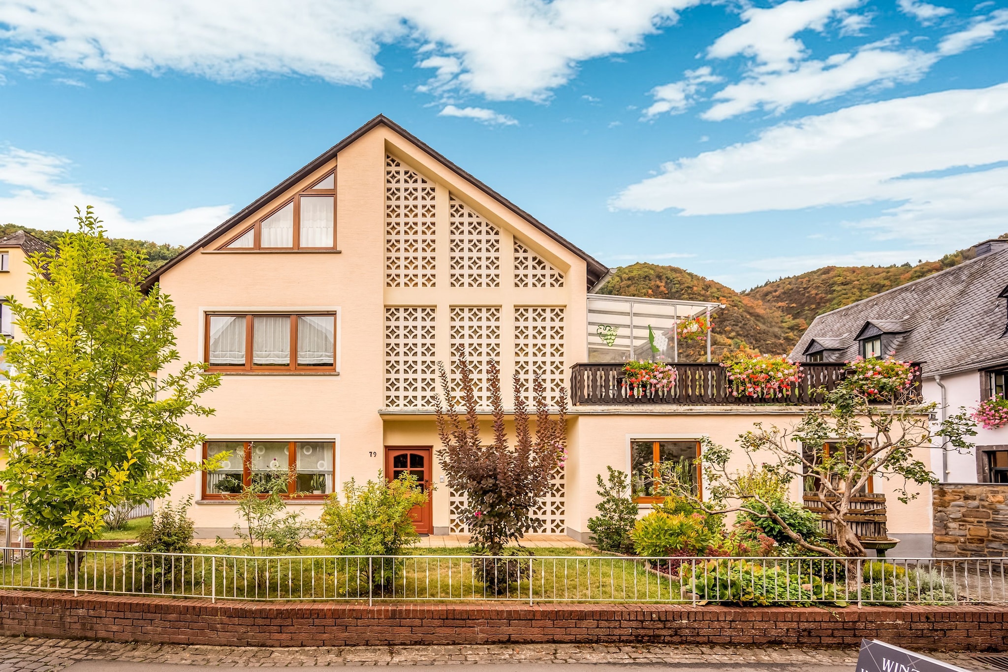 Ferienhaus Weingut Reitz - Buitenkant zomer