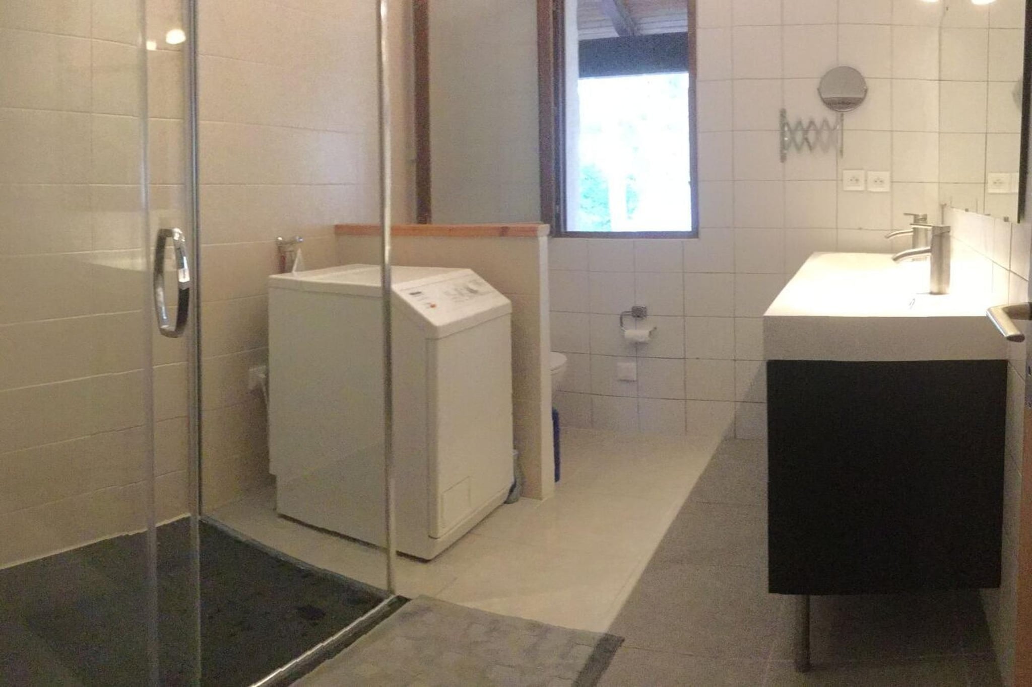 87758 - Badezimmer