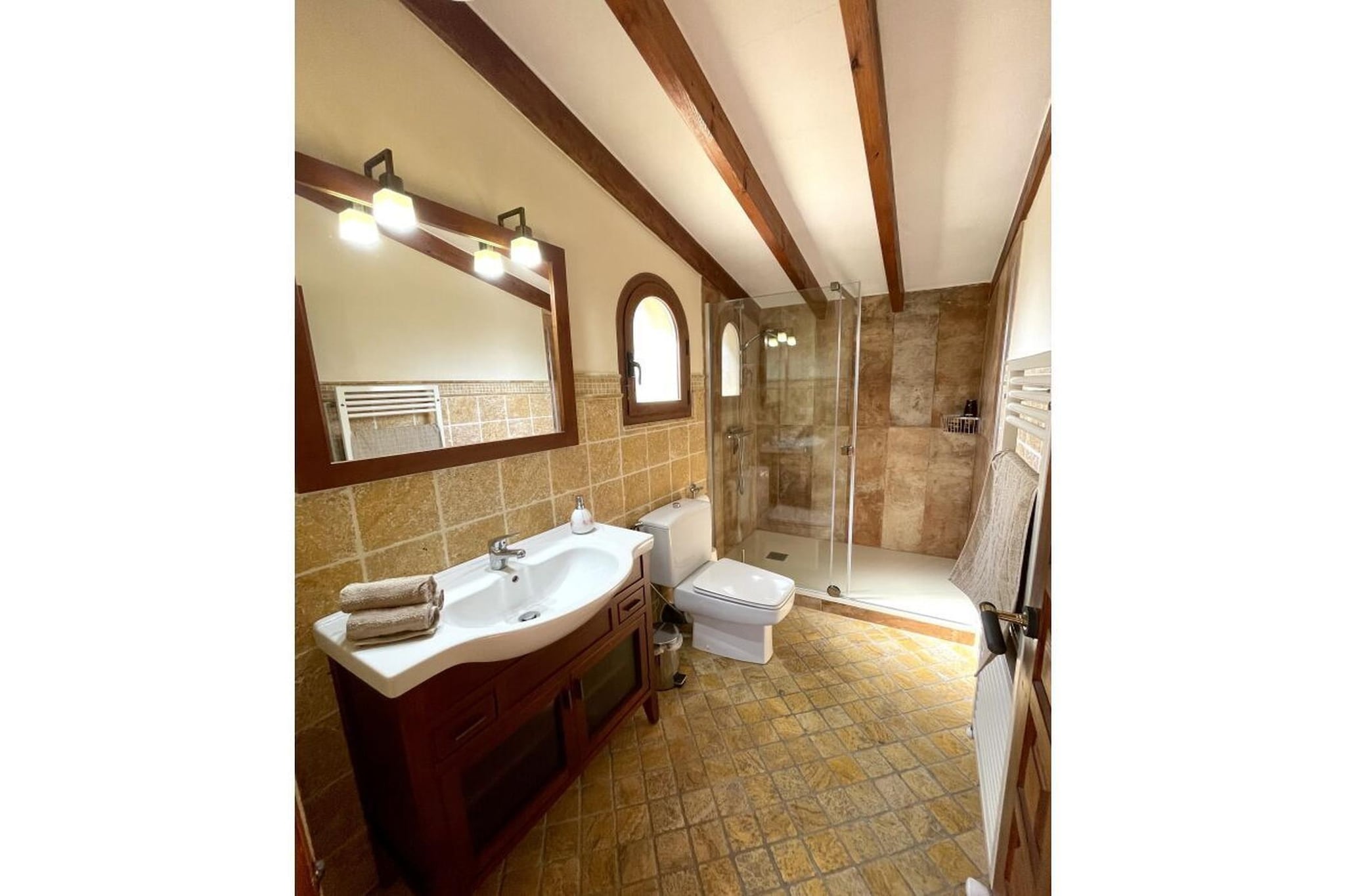 96304 - Bathroom