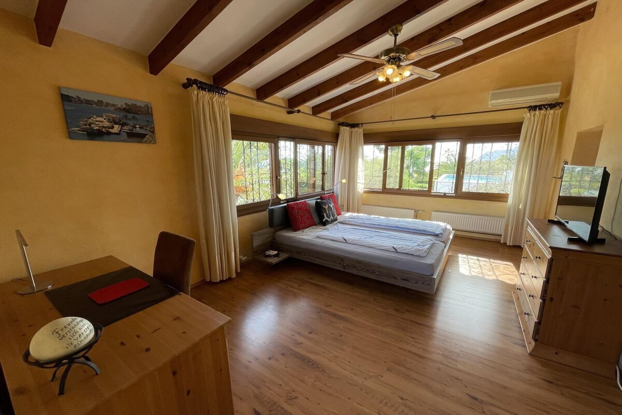 96304 - Bedroom