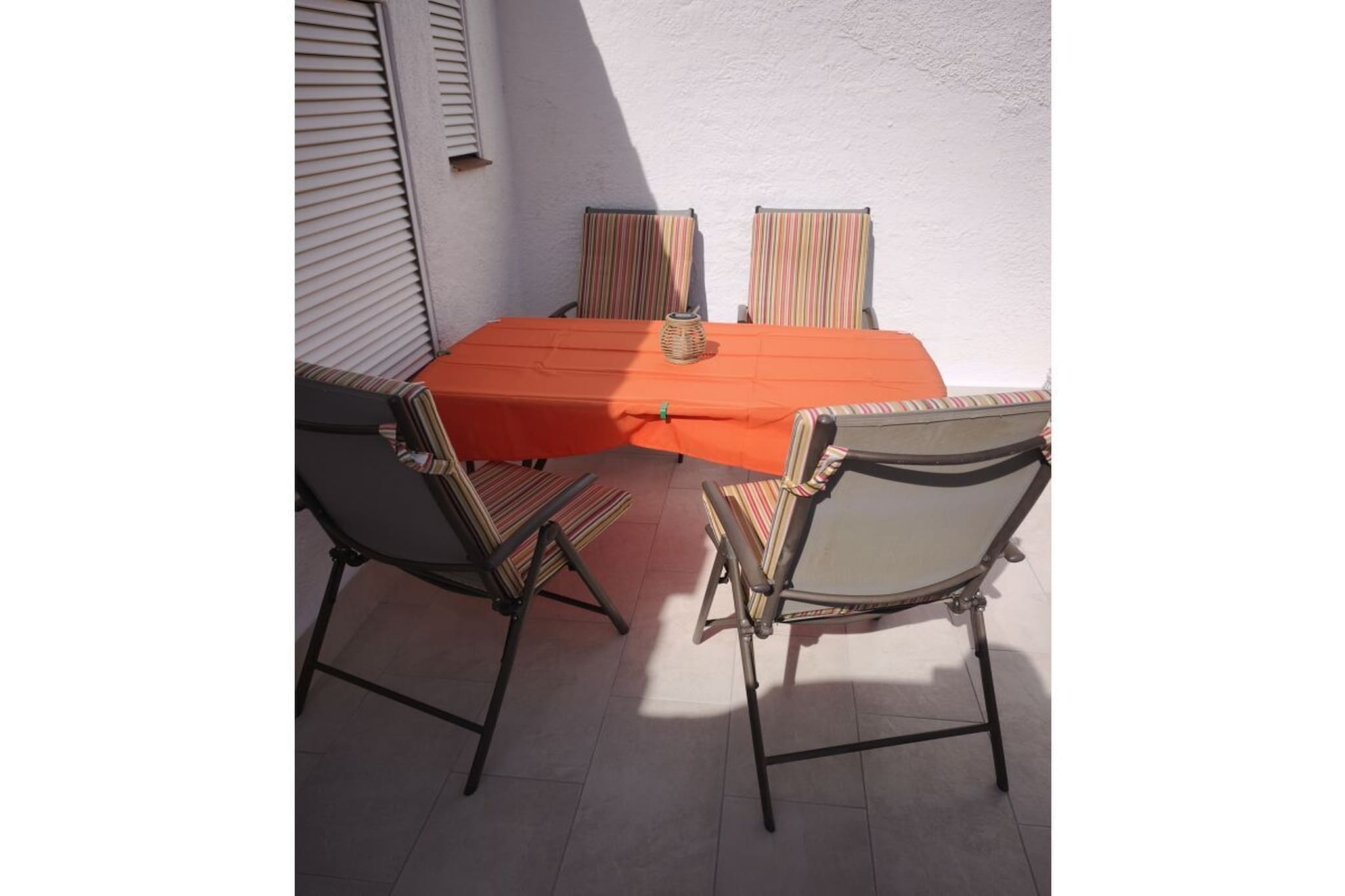 407643 - Terrace balcony