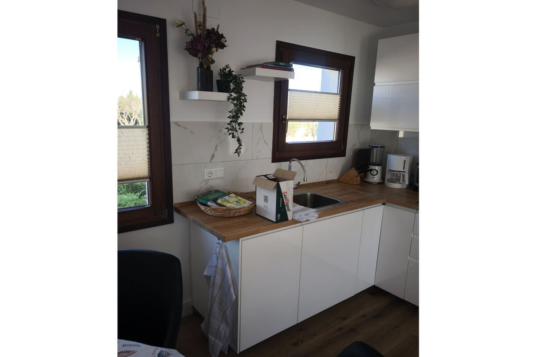 407643 - Kitchen