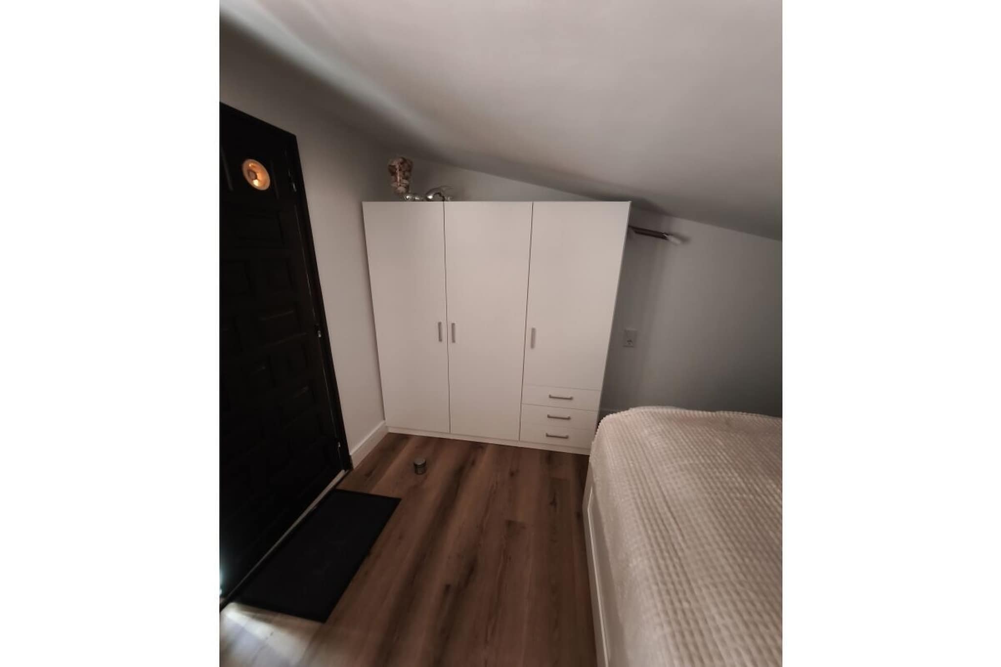 407643 - Bedroom