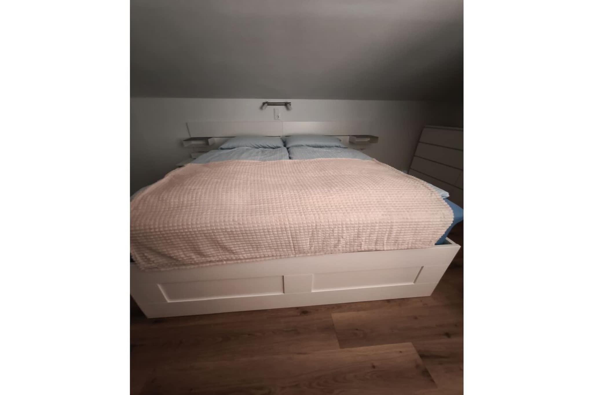 407643 - Bedroom