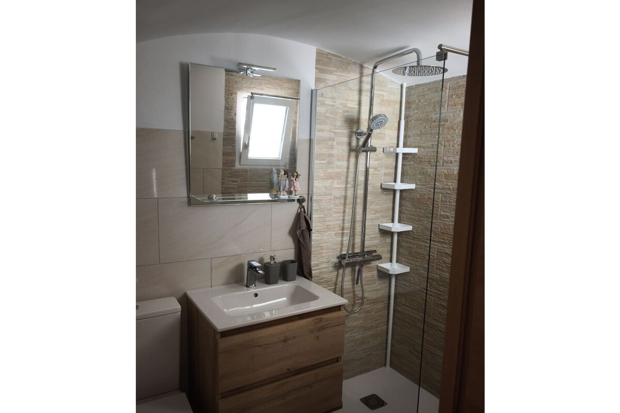 407643 - Bathroom