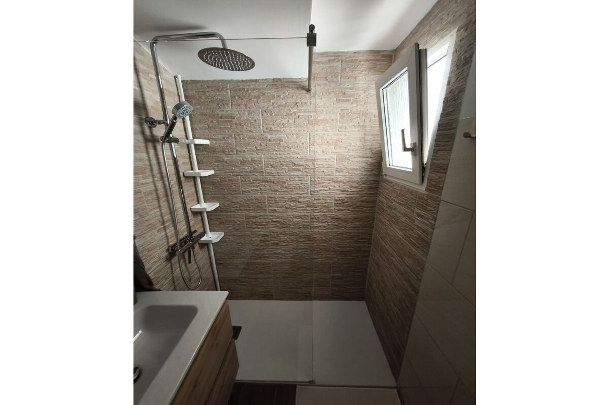 407643 - Bathroom