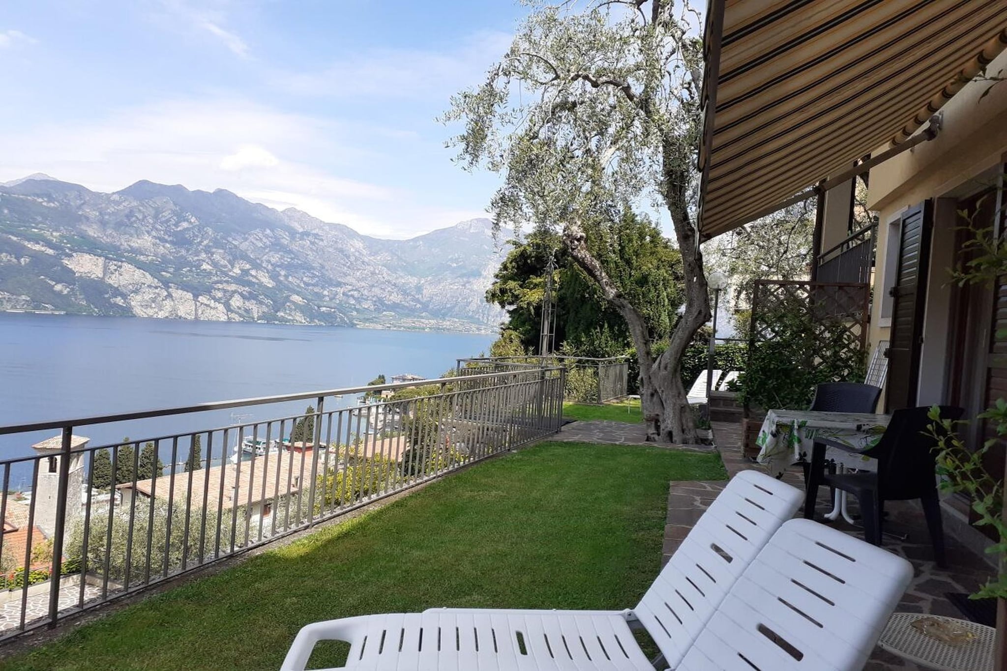 33871 - Terrace balcony