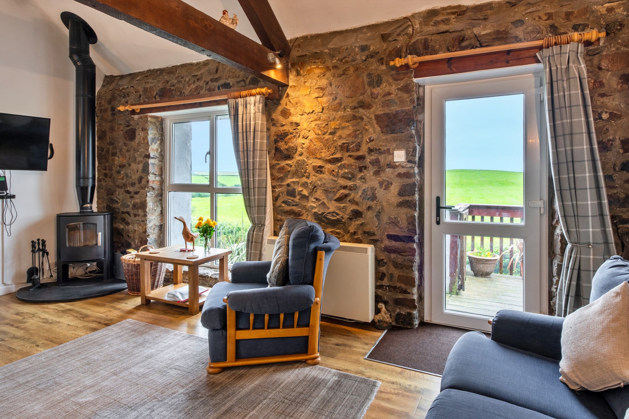 Barn, Quinceborough Farm - Woonkamer