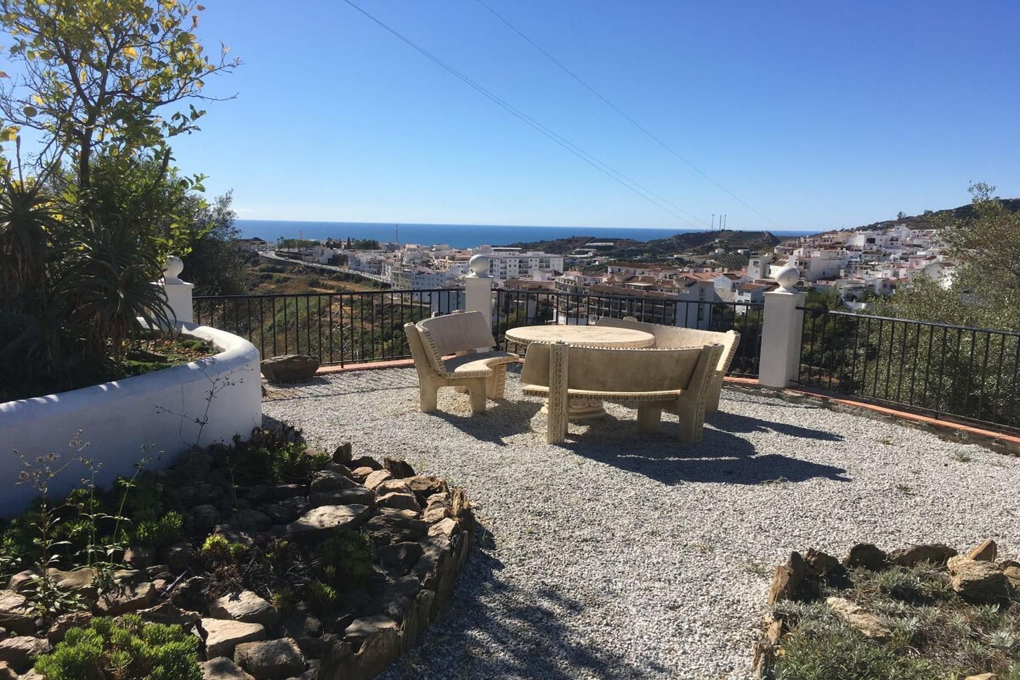 28259 - Terrasse/Balkon