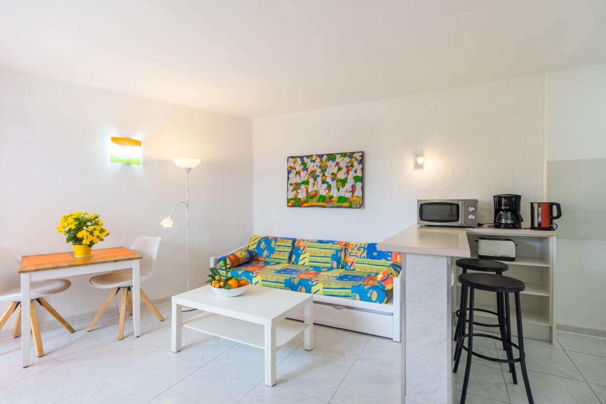 229439 - Living room
