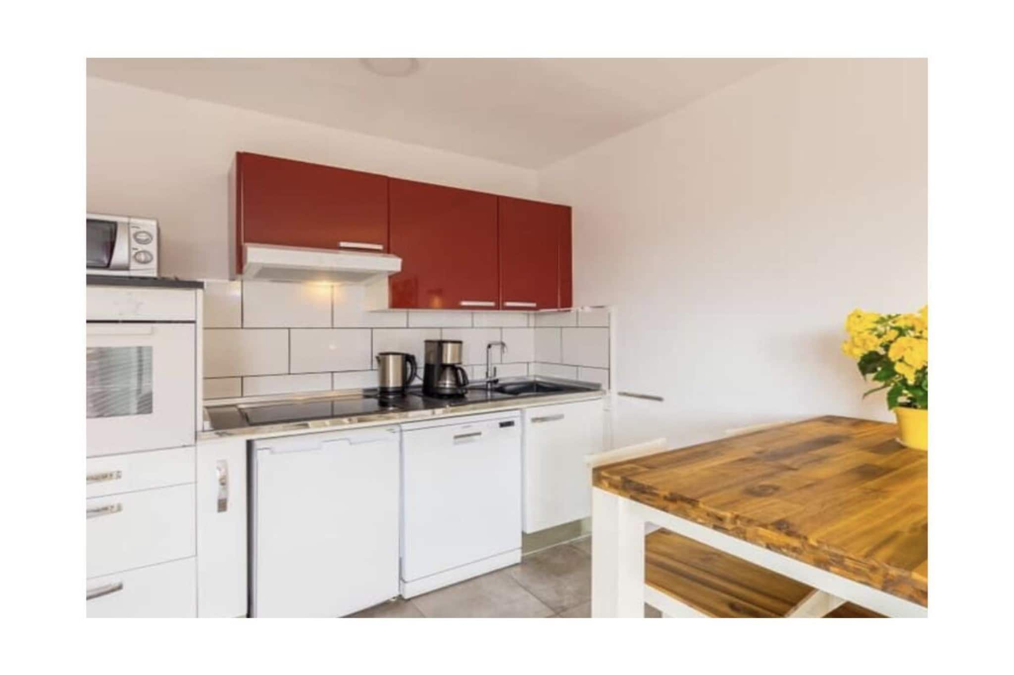 229439 - Kitchen