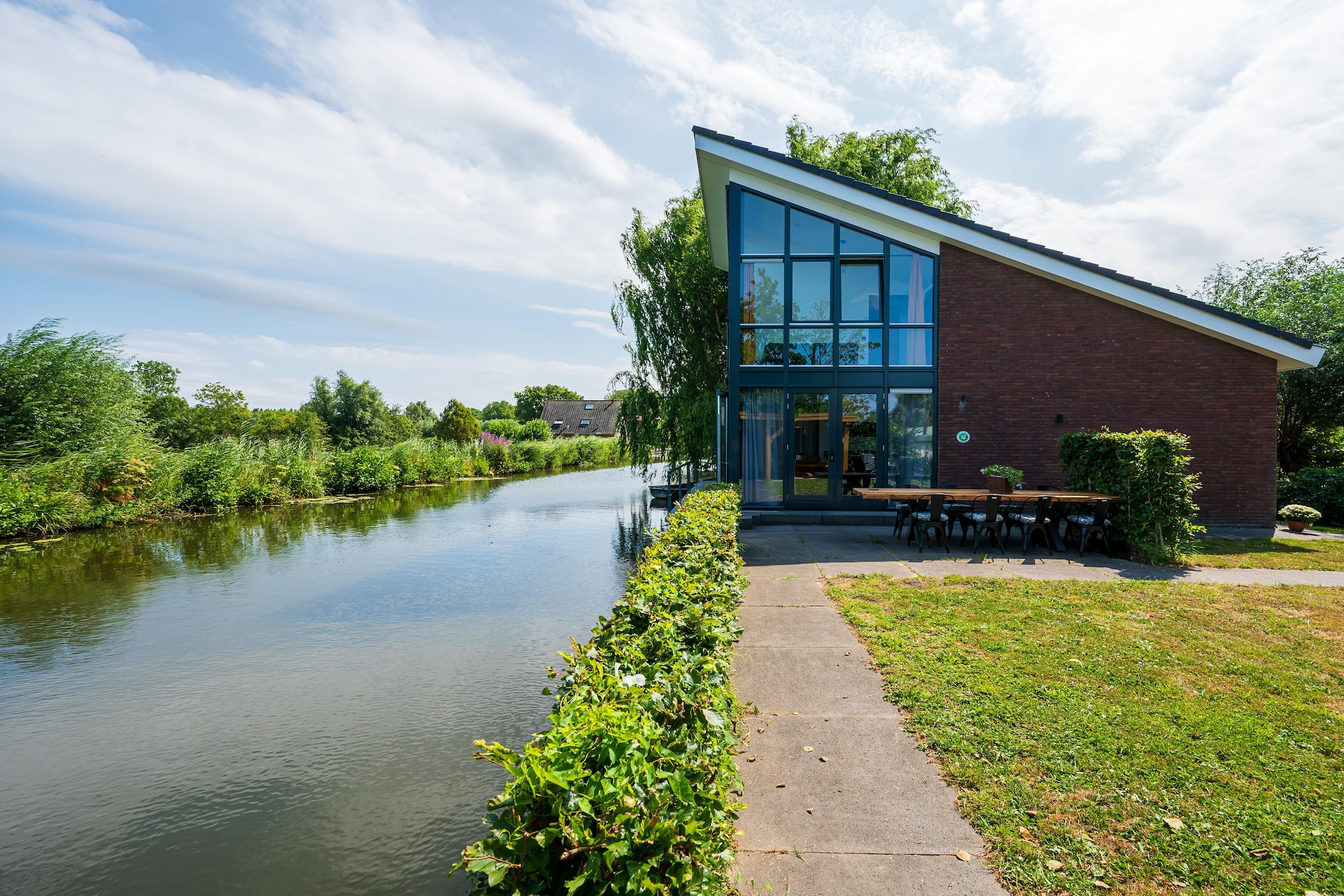 De Waterlelie - Exterior in summer