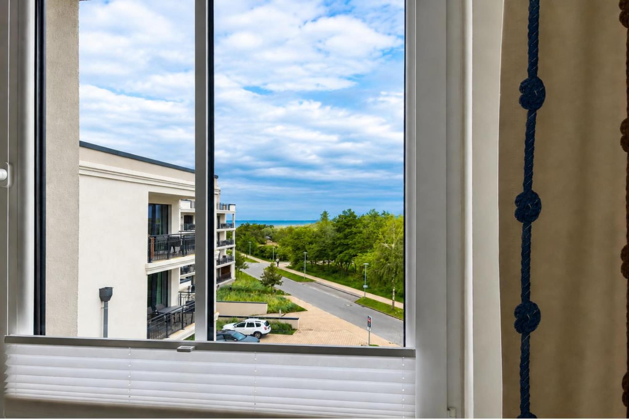 Waterkant Suite 3-52 - View in summer