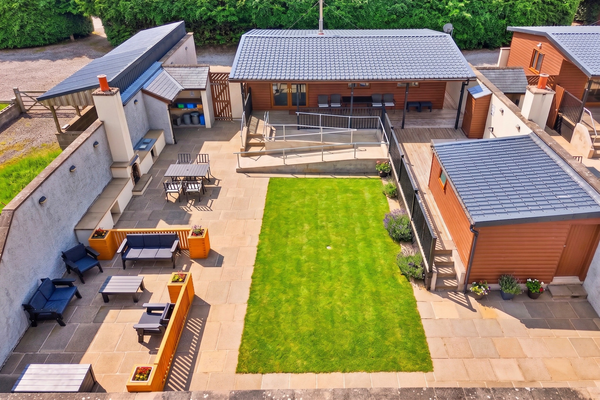 Knock Murton - Gardens in summer
