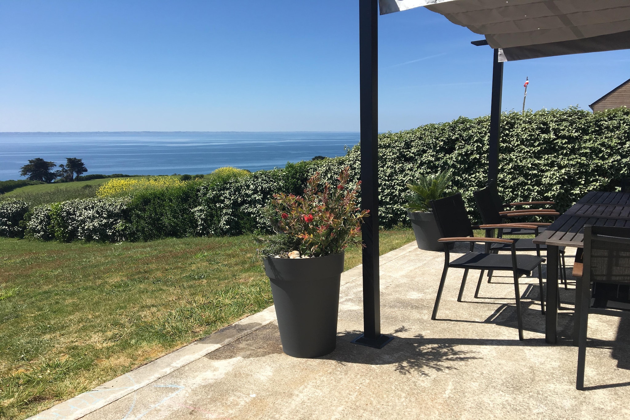 Villa de vacances avec vue mer panoramique à 180° à Telgruc-sur-Mer - Terrasbalkon
