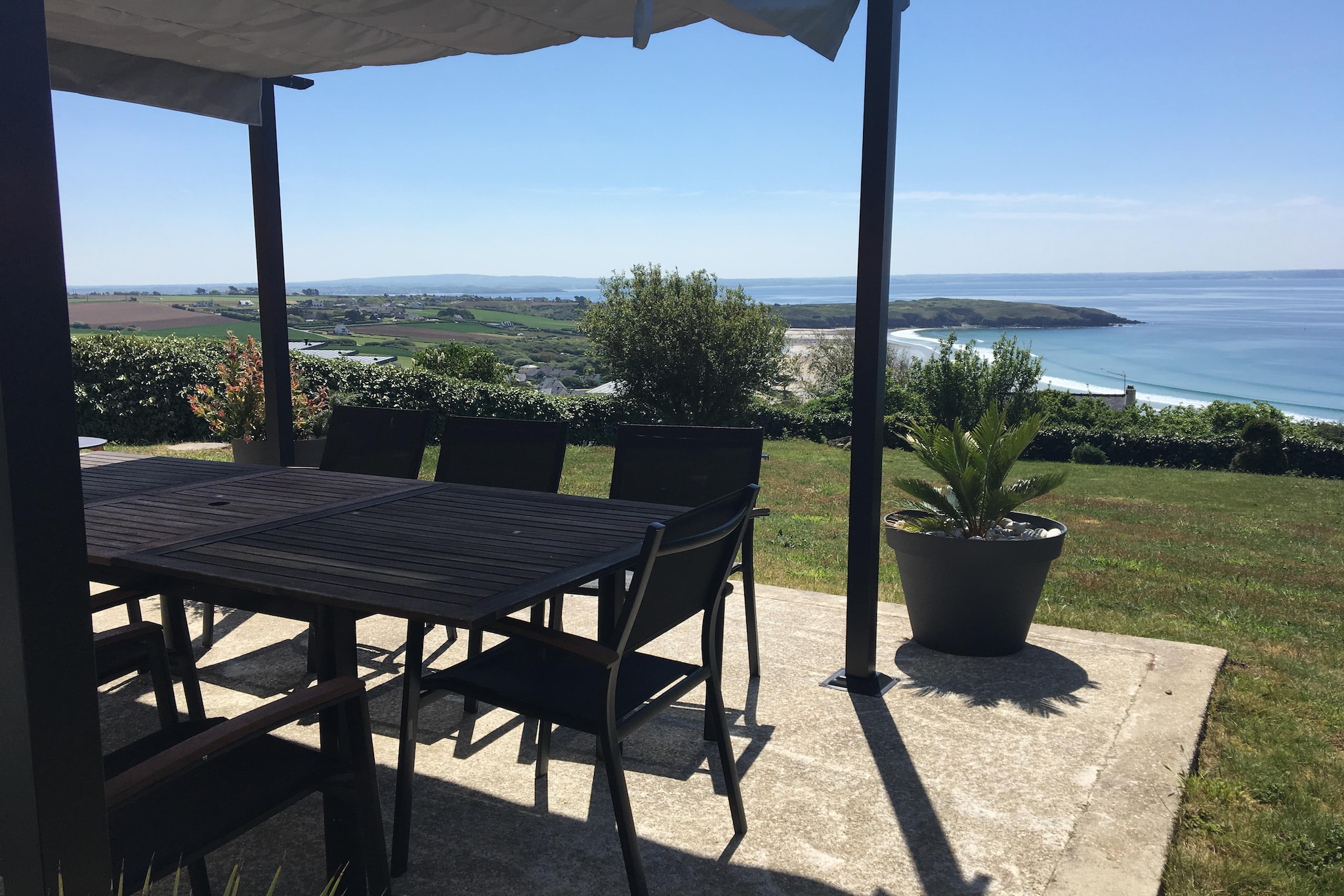Villa de vacances avec vue mer panoramique à 180° à Telgruc-sur-Mer - Terrasbalkon