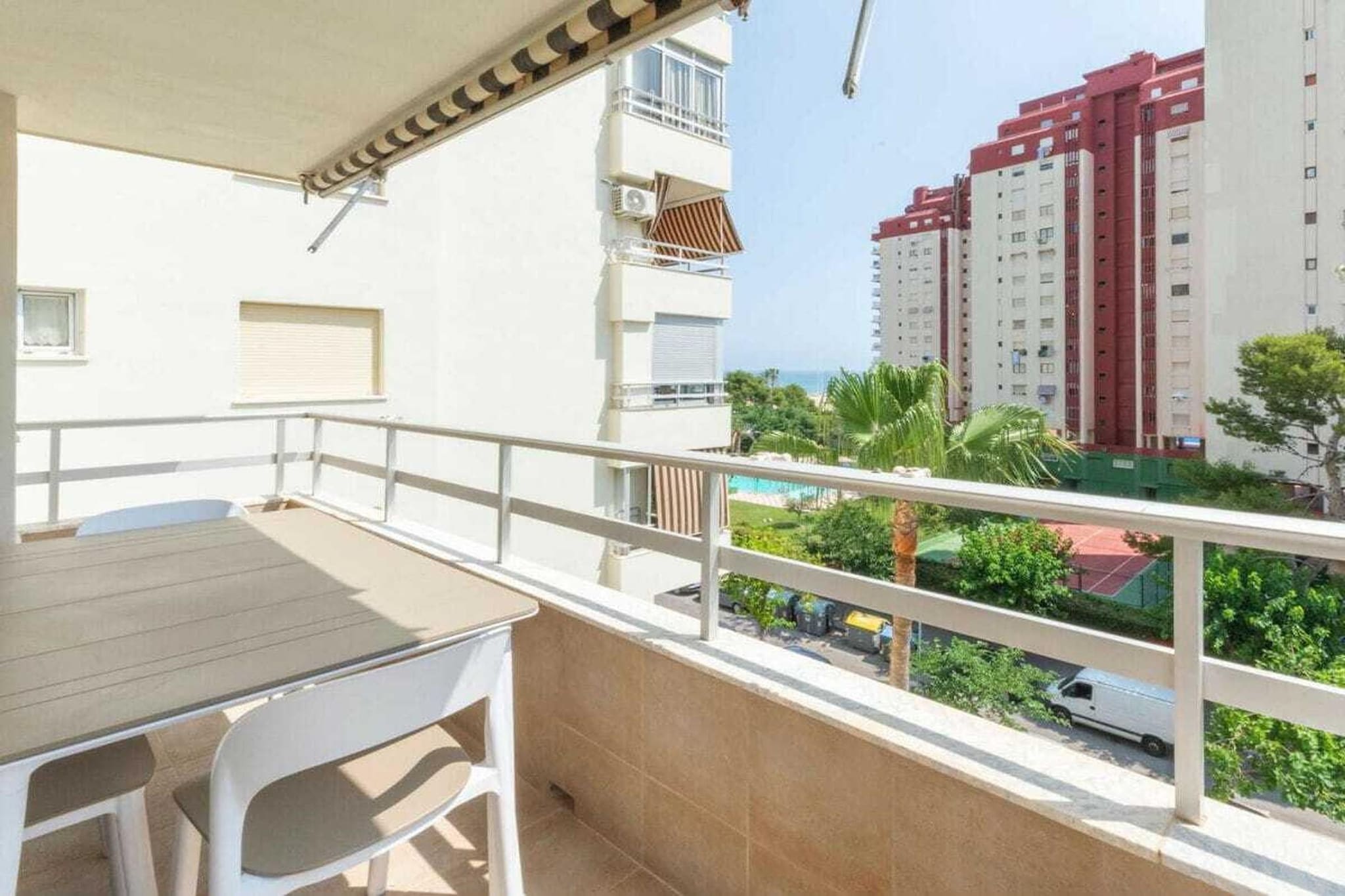 599471 - Terrasse / balcon