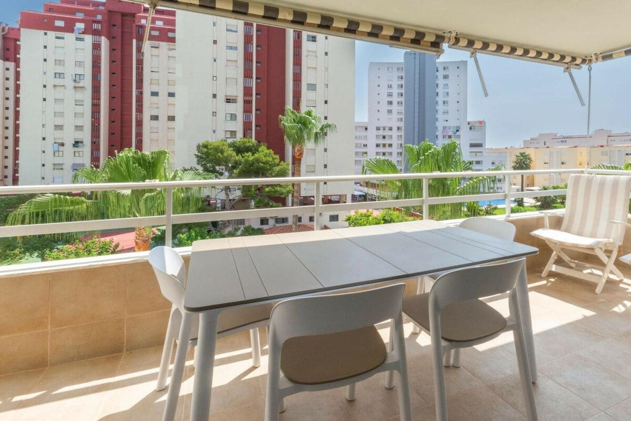 599471 - Terrasse / balcon