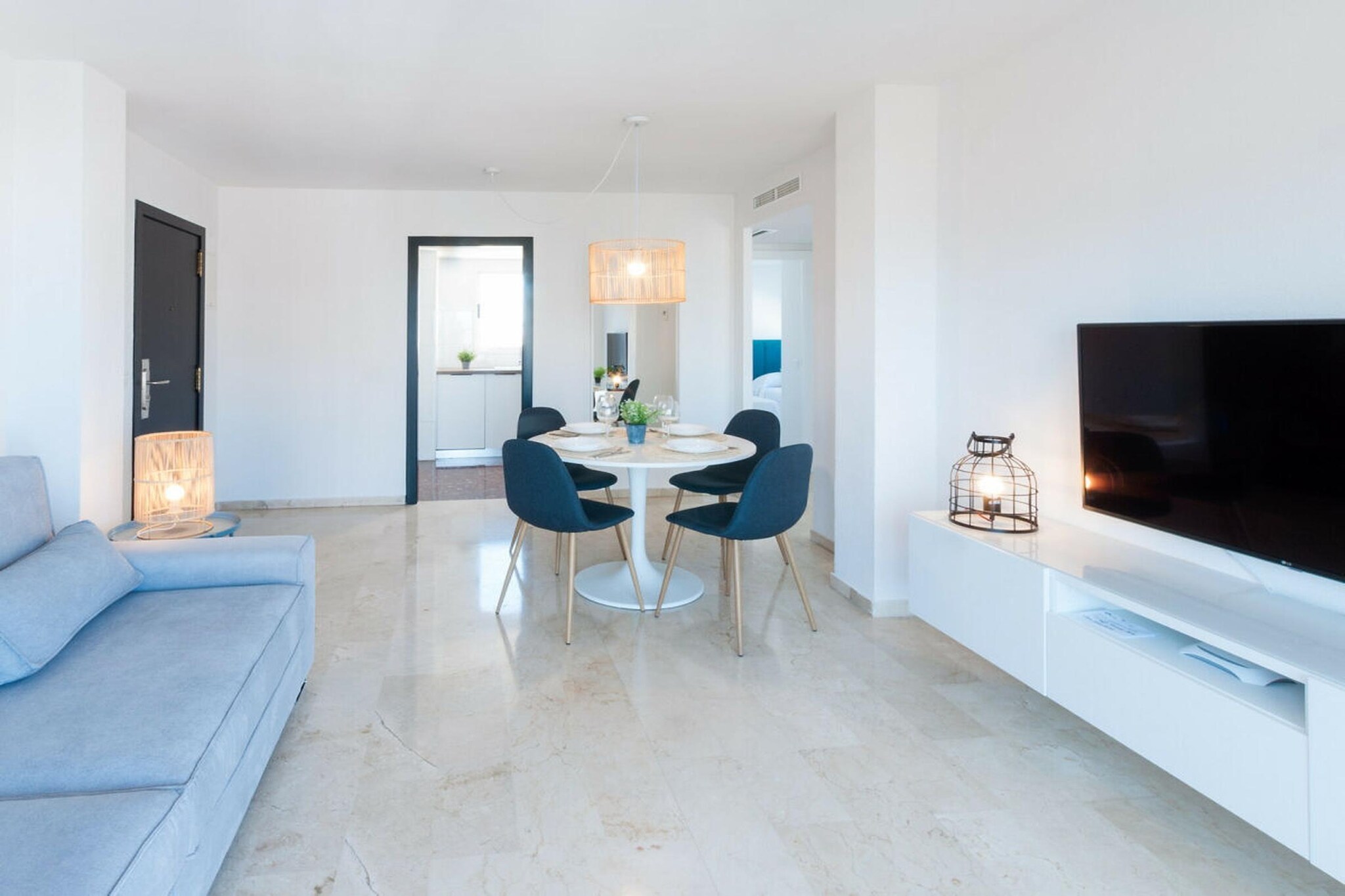 599477 - Eetkamer