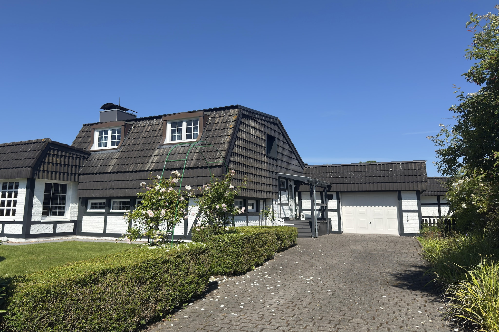 Anna´s Ferienhaus - Buitenkant zomer