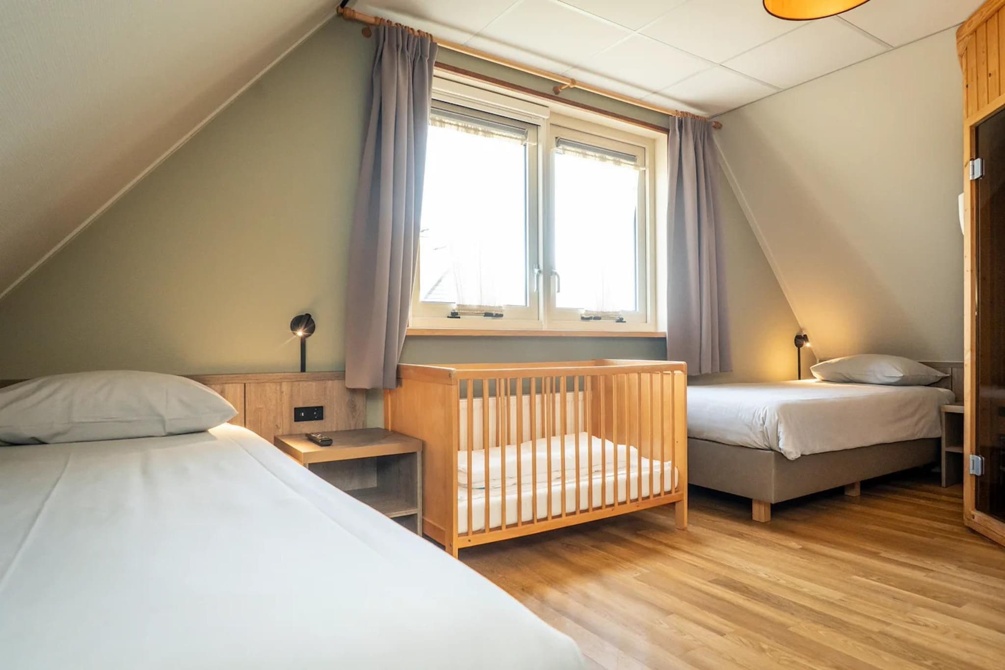 Villas 202 and 208 - Schlafzimmer