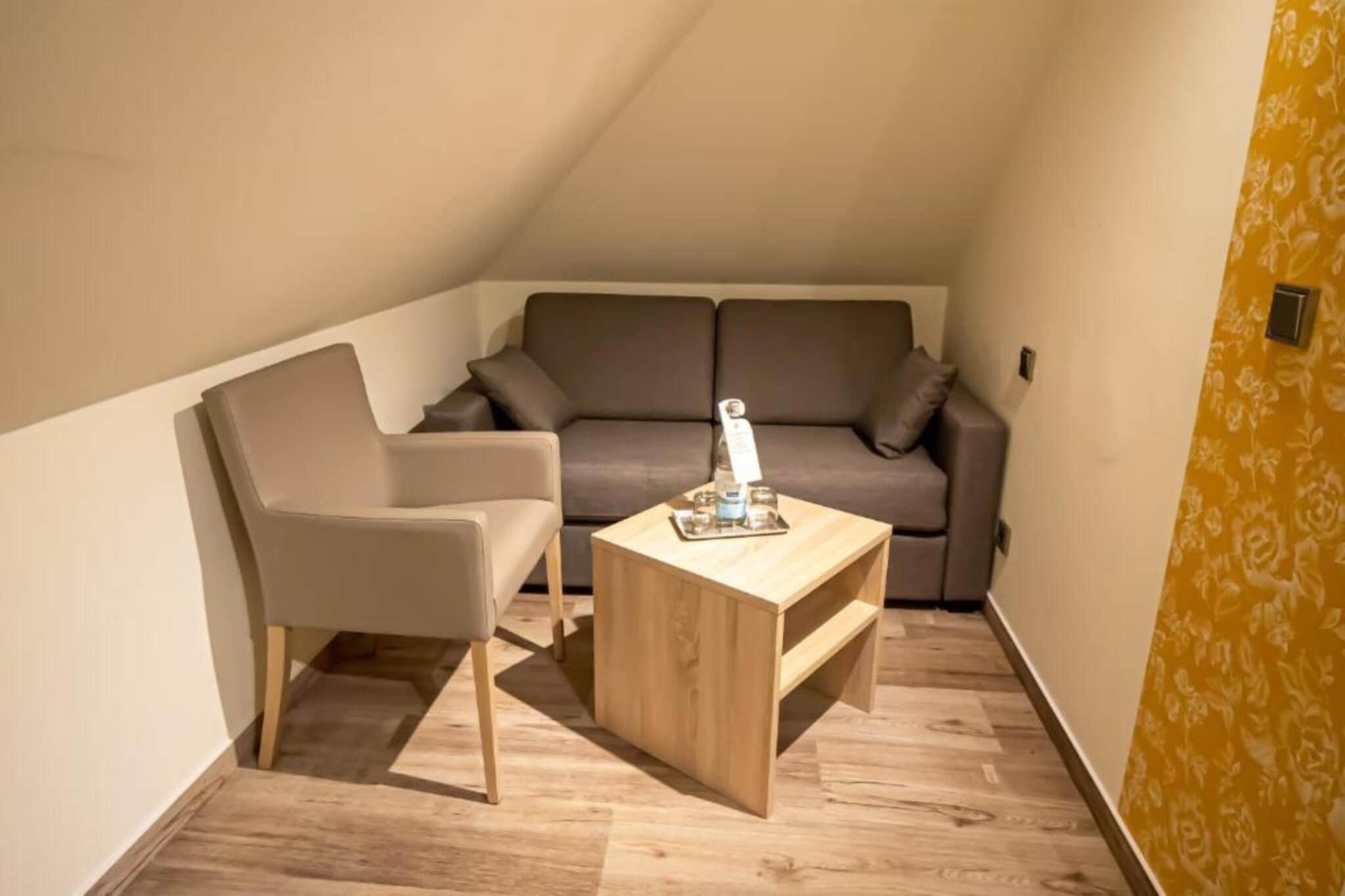 Wolfsburg Fallersleben - Standard family room for 3 - Chambre