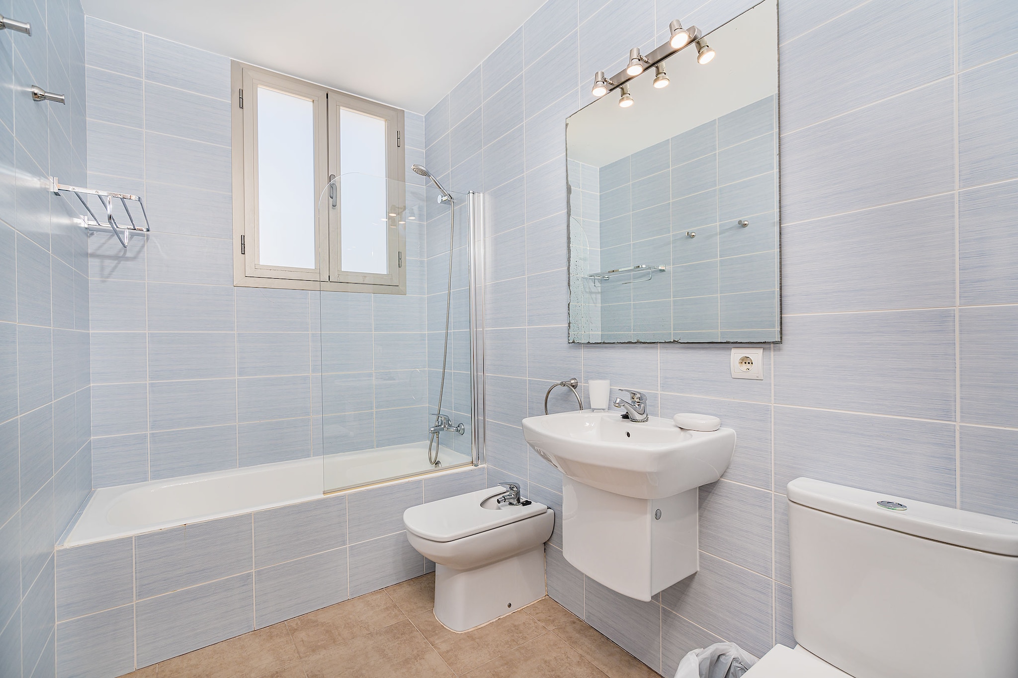 MOLINS  3  ref. CS03 - Badkamer